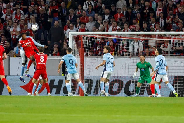 In the penalty area of Celta Vigo , Germany, Football, UEFA Europa League, quarter-finals, 2025 2026, SC Freiburg vs Celta Vigo, 09 04 2026, Freiburg im Breisgau Europa Park Stadion Stadion am Deutschland Copyright: xGrantxHubbsx