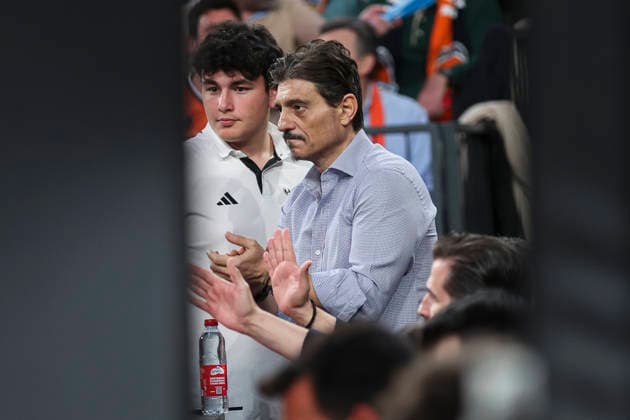 April 9, 2026, Valencia, Valencia, Spain: Dimitris Giannakopoulos, President of Panathinaikos Basket attends during the Turkish Airlines EuroLeague Regular Season Round 37 match between Valencia Basket and Panathinaikos Aktor Athens at Roig Arena on April 09, 2026, in Valencia, Spain. Valencia Basket V Panathinaikos Aktor Athens - Turkish Airlines EuroLeague  - ZUMAa181 20260409_zaa_a181_279 Copyright: xIrinaxR.xHipolitox