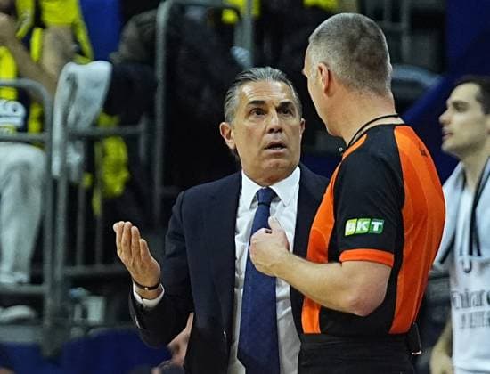 Fenerbahce Beko v Real Madrid - EuroLeague ISTANBUL, TURKIYE - APRIL 9: Head Coach of Real Madrid Sergio Scariolo reacts after a decision during EuroLeague week 37 basketball match between Fenerbahce Beko and Real Madrid at Ulker Sports and Event Hall in Istanbul, Turkiye on April 9, 2026. Esra Bilgin Anadolu Istanbul Turkey. Editorial use only. Please get in touch for any other usage.  Copyright: x2026xAnadoluxEsraxBilginx