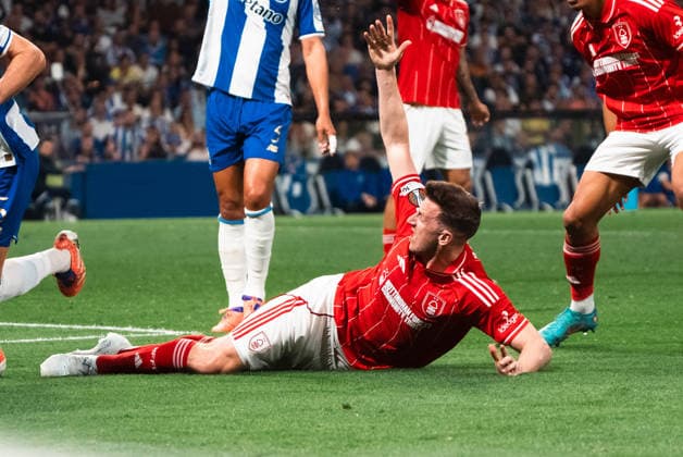 FC Porto v Nottingham Forest Europe League Players of FC Porto and Nottingham Forest during the Europe Leage match, between FC Porto and Nottingham Forest played at Estadio do Dragao on April 9, 2026 in Oporto, Portugal Oporto Portugal Copyright: xAdrianxFernandezx xAgenciaxLOFx