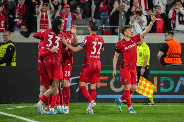 UEFA Europa League SC Freiburg vs RC Celta Vigo, 09 04 2026 Jan Niklas Beste SC Freiburg celebrates the 2-0 goal, 19 UEFA Europa League SC Freiburg vs RC Celta Vigo, Europa Park Stadium, 09 04 2026 Copyright: xBEAUTIFULxSPORTS Boscox