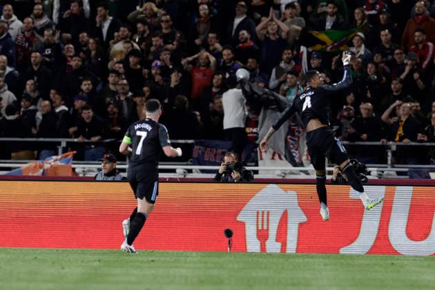 UEFA Europa League quarter-final first leg Bologna vs Aston Villa Football Club Aston Villa s English defender Ezri Konsa celebrates after scoring a goal of 0-1 during UEFA Europa League quarter-final first leg Bologna vs Aston Villa Football Club at Renato Dall Ara Stadium on April 09, 2026, Bologna. _BPH1781 Copyright: xAntonioxBalascox