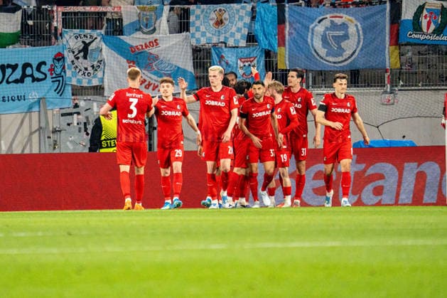09 04 2026, xdaymx, Football UEFA Europa League, SC Freiburg Celta Vigo Freiburg goal celebration after Jan Niklas Beste Freiburgs goal to lead 2 0 DFL DFB REGULATIONS PROHIBIT ANY USE OF PHOTOGRAPHS as IMAGE SEQUENCES and or QUASI VIDEO Freiburg