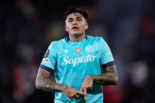 Santiago Castro (Bologna FC) celebrates after scoring his team s first goal, UEFA Europa League 2025 26 Quarter-Final First Leg, Bologna FC 1909 v Aston Villa FC, Stadio Renato Dall Ara Stadium, April 9, 2026, Bologna, Italy.