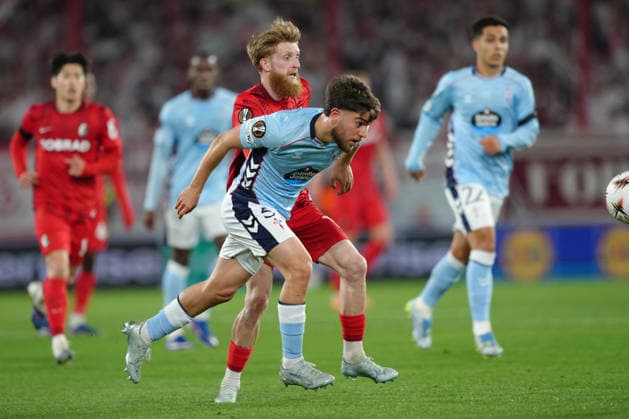 Germany UEFA Europa League quarter-final first leg 2025 26, SC Freiburg vs Celta Vigo Europa Park Stadion, Freiburg im Breisgau Jan Niklas Beste 19 Freiburg in duel with Sergio Carreira 5 Celta Copyright: xKjetilxWaberx