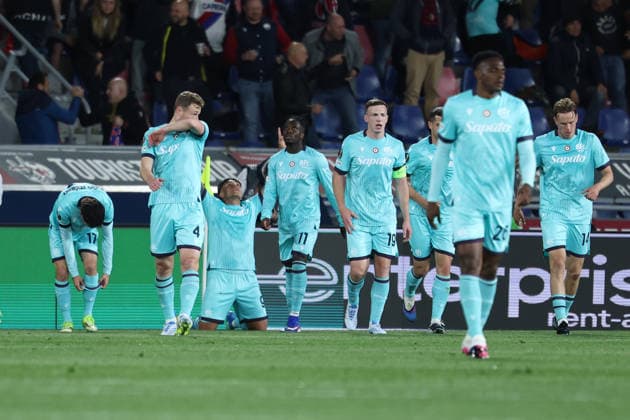 Santiago Castro of Bologna FC celebrates with team mates after scoring the goal of 1-0 during the UEFA Europa League 2025 2026 football match between Bologna FC and Aston Villa FC at Renato dall Ara stadium in Bologna (Italy), April 09th, 2026. cesarexpurini