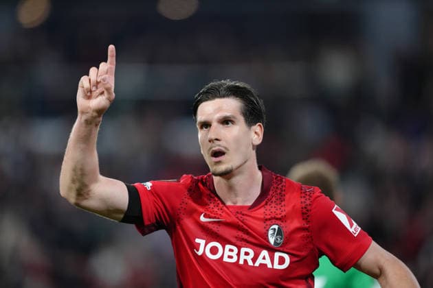 Germany UEFA Europa League quarter-final first leg 2025 26, SC Freiburg vs Celta Vigo Europa Park Stadium, Freiburg im Breisgau Igor Matanovic 31 Freiburg cheer after scoring to make it 2-0 Copyright: xKjetilxWaberx
