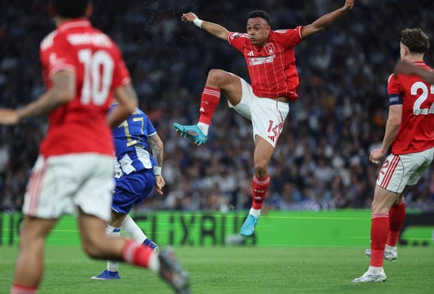 POR: Porto v Nottingham Forest, Europa League, 9 April 2026 Dan Ndoye of Nottingham Forest in action during the UEFA Europe League,Quartet finals 1st leg between Porto FC and Nottingham Forest FC at Stadium of Dragao on April 9,2026 in Porto (Portugal) (Photo by Luis de la Mata SportPix Sipa USA) Porto As Antas Porto Portugal Copyright: xLuisxdexlaxMatax xsportPix.org.ux
