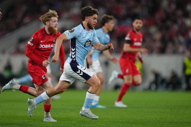 Germany UEFA Europa League quarter-final first leg 2025 26, SC Freiburg vs Celta Vigo Europa Park Stadion, Freiburg im Breisgau Jan Niklas Beste 19 Freiburg vs Sergio Carreira 5 Celta Copyright: xKjetilxWaberx