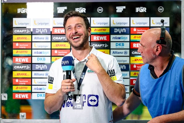 Benjamin Matschke FRISCH AUF Goeppingen, Head Coach, cheering after the victory, in an interview with DYN, SC DHfK Leipzig vs FRISCH AUF Goeppingen, Handball, 1 Bundesliga, Matchday 28, Season 2025 2026, 09 04 2026, SC DHfK Leipzig vs FRISCH AUF Goeppingen, Handball, 1 Bundesliga, Matchday 28, Season 2025 2026, 09 04 2026 Leipzig Copyright: xEibner-Pressefoto LauraxRoemerx EP_LRR
