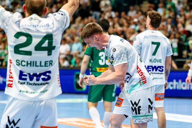 Oskar Neudeck FRISCH AUF Goeppingen, 02 Jubel Freude nach dem Sieg , SC DHfK Leipzig vs FRISCH AUF Goeppingen, Handball, 1 Bundesliga, 28 Matchday, Season 2025 2026, 09 04 2026, SC DHfK Leipzig vs FRISCH AUF Goeppingen, Handball, 1 Bundesliga, 28 Matchday, Season 2025 2026, 09 04 2026 Leipzig Copyright: xEibner-Pressefoto LauraxRoemerx EP_LRR