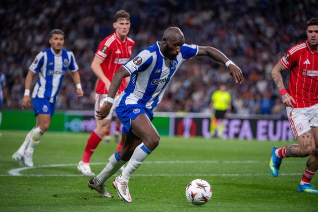 April 9, 2026, Porto, Porto, Portugal: PORTO, PORTUGAL - APRIL 09: SEKO FOFANA from FC Porto is seen on action during the UEFA Europa League 2025 26 Quarter-Final Leg One match between FC Porto and Nottingham Forest FC at Estadio do Dragao on April 09, 2026 in Porto, Portugal. FC Porto X Nottingham Forest - UEFA Europa League 2025 26  - ZUMAl192 20260409_zsp_l192_076 Copyright: xMiguelxLemosx