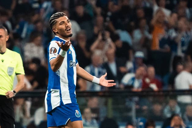 FC Porto v Nottingham Forest Europe League Player of FC Porto during the Europe Leage match, between FC Porto and Nottingham Forest played at Estadio do Dragao on April 9, 2026 in Porto, Portugal Porto Portugal Copyright: xAdrianxFernandezx xAgenciaxLOFx