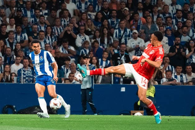 FC Porto v Nottingham Forest Europe League Players of FC Porto and Nottingham Forest during the Europe Leage match, between FC Porto and Nottingham Forest played at Estadio do Dragao on April 9, 2026 in Oporto, Portugal Oporto Portugal Copyright: xAdrianxFernandezx xAgenciaxLOFx