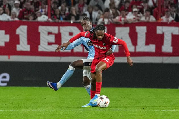UEFA Europa League SC Freiburg vs RC Celta Vigo, 09 04 2026 Duel between Jordy Makengo SC Freiburg, 33 and Ilaix Moriba RC Celta Vigo, 6 UEFA Europa League SC Freiburg vs RC Celta Vigo, Europa Park Stadium, 09 04 2026 Copyright: xBEAUTIFULxSPORTS Boscox