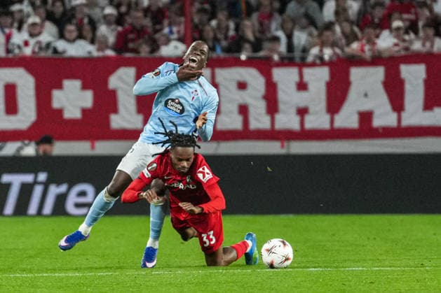 UEFA Europa League SC Freiburg vs RC Celta Vigo, 09 04 2026 Duel between Jordy Makengo SC Freiburg, 33 and Ilaix Moriba RC Celta Vigo, 6 UEFA Europa League SC Freiburg vs RC Celta Vigo, Europa Park Stadium, 09 04 2026 Copyright: xBEAUTIFULxSPORTS Boscox