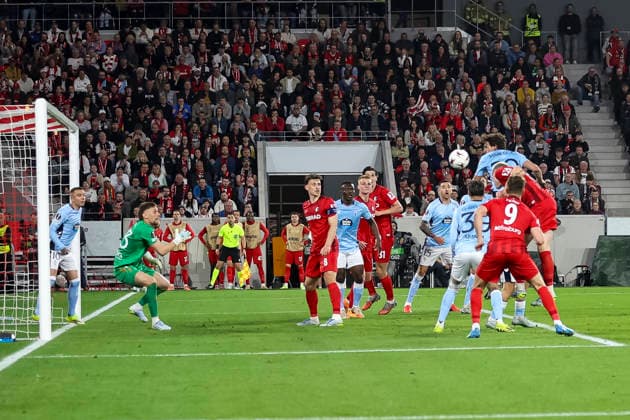 3 0 Goal for SC Freiburg by Matthias Ginter SC Freiburg, 28 , Germany, Soccer, UEFA Europa League, Quarterfinals, 2025 2026, SC Freiburg vs Celta Vigo, 09 04 2026, Freiburg im Breisgau Europa Park Stadion Stadion am Deutschland Copyright: xGrantxHubbsx