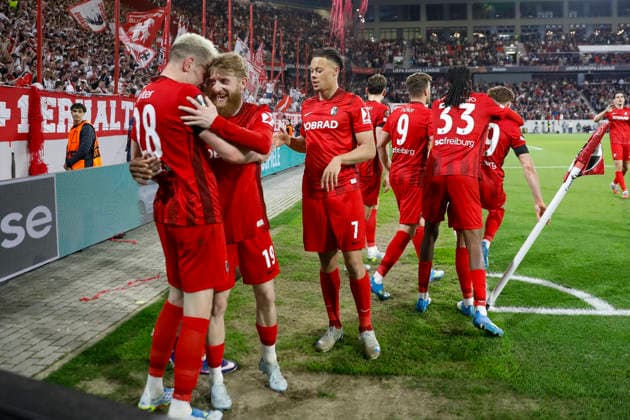 SC Freiburg celebrating a 3-0 goal by Matthias Ginter SC Freiburg, 28 , Germany, Football, UEFA Europa League, quarter-final, 2025 2026, SC Freiburg vs Celta Vigo, 09 04 2026, Freiburg im Breisgau Europa Park Stadion Stadion am Deutschland Copyright: xGrantxHubbsx