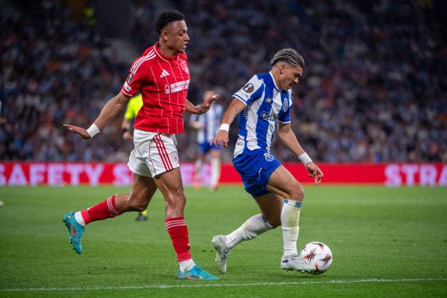 April 9, 2026, Porto, Porto, Portugal: PORTO, PORTUGAL - APRIL 09: WILLIAM GOMES from FC Porto is seen on action during the UEFA Europa League 2025 26 Quarter-Final Leg One match between FC Porto and Nottingham Forest FC at Estadio do Dragao on April 09, 2026 in Porto, Portugal. FC Porto X Nottingham Forest - UEFA Europa League 2025 26  - ZUMAl192 20260409_zsp_l192_084 Copyright: xMiguelxLemosx