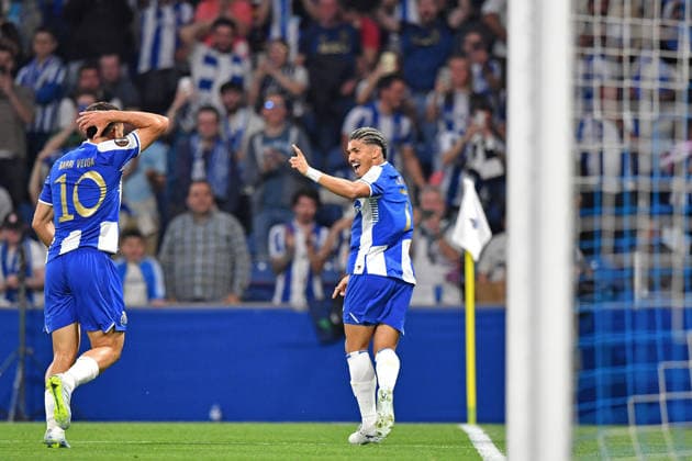RECORD DATE NOT STATED 9th April 2026; Estadio do Dragao, Porto, Portugal, UEFA Europa League Football, Porto versus Nottingham Forest; William Gomes of FC Porto celebrates after scoring the first goal of his team DanielxCastro DiaEsportivo