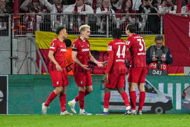 UEFA Europa League SC Freiburg vs RC Celta Vigo, 09 04 2026 Goal celebration for 3 0 by Matthias Ginter SC Freiburg, 28 UEFA Europa League SC Freiburg vs RC Celta Vigo, Europa Park Stadium, 09 04 2026 Copyright: xBEAUTIFULxSPORTS Boscox