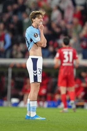 Germany UEFA Europa League quarter-final first leg 2025 26, SC Freiburg vs Celta Vigo Europa Park Stadion, Freiburg im Breisgau Fer Lopez 30 Celta disappointed after defeat Copyright: xKjetilxWaberx