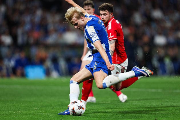 April 9, 2026, Porto, Porto, Portugal: Victor Froholdt of Fc Porto in action during UEFA Europa League 2025 26 Quarter-Final Leg One match between Fc Porto and Nottingham Forest at Estadio Dragao on April 09, 2026 in Porto, Portugal Uefa Europe League Fc Porto X Nottingham Forest  - ZUMAe141 20260409_zsp_e141_144 Copyright: xLuisxEirasx