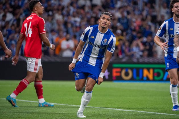 FC Porto v Nottingham Forest FC - UEFA Europa League 2025 26 Quarter-Final First Leg William Gomes from FC Porto celebrates his goal during the UEFA Europa League 2025 26 Quarter-Final Leg One match between FC Porto and Nottingham Forest FC at Estadio do Dragao in Porto, Portugal, on April 9, 2026. Porto Porto Portugal  Copyright: xMiguelxLemosx originalFilename:lemos-fcportox260409_npL7D.jpg