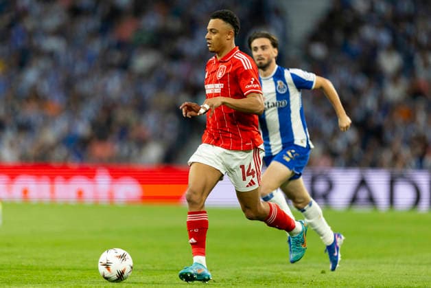 FC Porto v Nottingham Forest FC - UEFA Europa League 2025 26 Quarter-Final First Leg Dan Ndoye plays in a match between FC Porto and Nottingham Forest during the quarter-finals first leg of the UEFA Europa League 2025 26 at the Estadio do Dragao in Porto, Portugal, on April 9, 2026. Braga Porto Portugal  Copyright: xDiegoxMaranhaox originalFilename:maranhao-fcportov260409_npnca.jpg