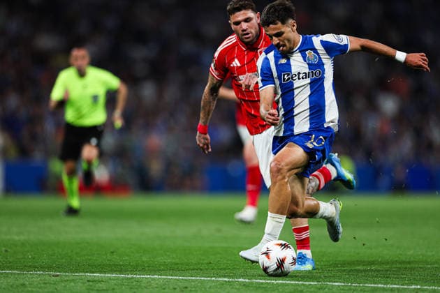 April 9, 2026, Porto, Porto, Portugal: Gabri Veiga of Fc Porto in action during UEFA Europa League 2025 26 Quarter-Final Leg One match between Fc Porto and Nottingham Forest at Estadio Dragao on April 09, 2026 in Porto, Portugal Uefa Europe League Fc Porto X Nottingham Forest  - ZUMAe141 20260409_zsp_e141_108 Copyright: xLuisxEirasx