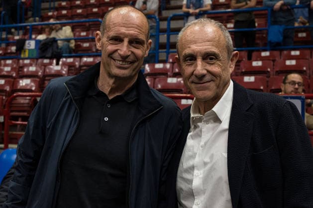 Massimiliano Allegri and Ettore Messina attending the game during EA7 Emporio Armani Milano vs Bayern Monaco, Basketball Euroleague match in Assago (MI), Italy, April 09 2026  Copyright: xSaraxAngelica IPAxSportx xipa-agency.netx xx IPA_73854817 IPA_Agency_IPA73854817