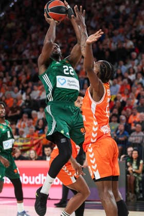 April 9, 2026, Valencia, Valencia, Spain: Jerian Grant of Panathinaikos Aktor Athens and Brancou Badio of Valencia Basket in action during the Turkish Airlines EuroLeague Regular Season Round 37 match between Valencia Basket and Panathinaikos Aktor Athens at Roig Arena on April 09, 2026, in Valencia, Spain. Valencia Basket V Panathinaikos Aktor Athens - Turkish Airlines EuroLeague  - ZUMAa181 20260409_zaa_a181_333 Copyright: xIrinaxR.xHipolitox