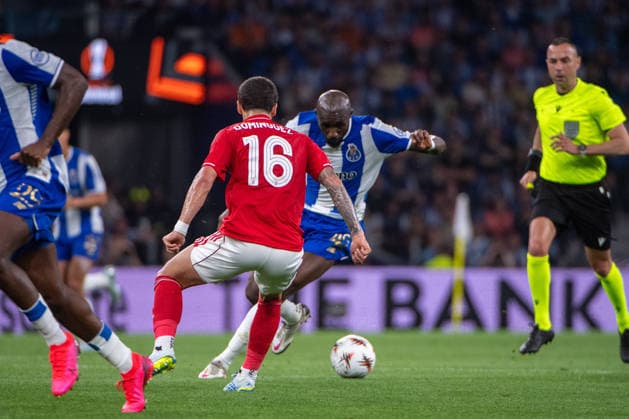 April 9, 2026, Porto, Porto, Portugal: PORTO, PORTUGAL - APRIL 09: SEKO FOFANA from FC Porto is seen on action during the UEFA Europa League 2025 26 Quarter-Final Leg One match between FC Porto and Nottingham Forest FC at Estadio do Dragao on April 09, 2026 in Porto, Portugal. FC Porto X Nottingham Forest - UEFA Europa League 2025 26  - ZUMAl192 20260409_zsp_l192_061 Copyright: xMiguelxLemosx