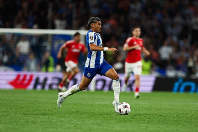 April 9, 2026, Porto, Porto, Portugal: William Gomes of Fc Porto in action during UEFA Europa League 2025 26 Quarter-Final Leg One match between Fc Porto and Nottingham Forest at Estadio Dragao on April 09, 2026 in Porto, Portugal Uefa Europe League Fc Porto X Nottingham Forest  - ZUMAe141 20260409_zsp_e141_077 Copyright: xLuisxEirasx