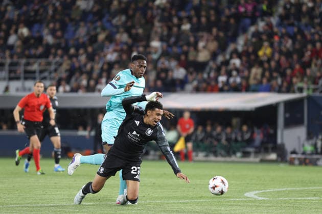 April 9, 2026, Bologna, Bologna, Italia: Amadou Onana of Aston Villa During the 2025 26 Europa League football match between Bologna and Aston Villa on April 9, 2026, at the Renato Dall Ara Stadium in Bologna..Photo: Bologna Vs Aston Villa  - ZUMAs236 20260409_aap_s236_068 Copyright: xFabioxSassox