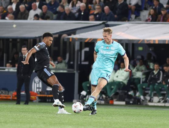April 9, 2026, Bologna, Bologna, Italia: Torbjorn Heggem of FC Bologna During the 2025 26 Europa League football match between Bologna and Aston Villa on April 9, 2026, at the Renato Dall Ara Stadium in Bologna..Photo: Bologna Vs Aston Villa  - ZUMAs236 20260409_aap_s236_076 Copyright: xFabioxSassox