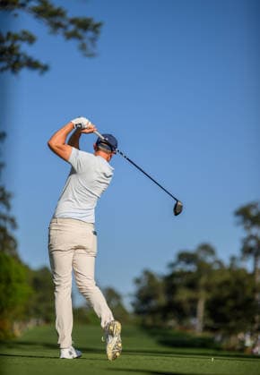 260409 Ludvig Aberg of Sweden during the first round of the 2026 Masters Golf Tournament on April 9, 2026 in Augusta Photo Petter Arvidson BILDBYRAN kod PA PA1193 golf masters bbeng the masters augusta sverige  Copyright: PETTERxARVIDSON BB260409PA254