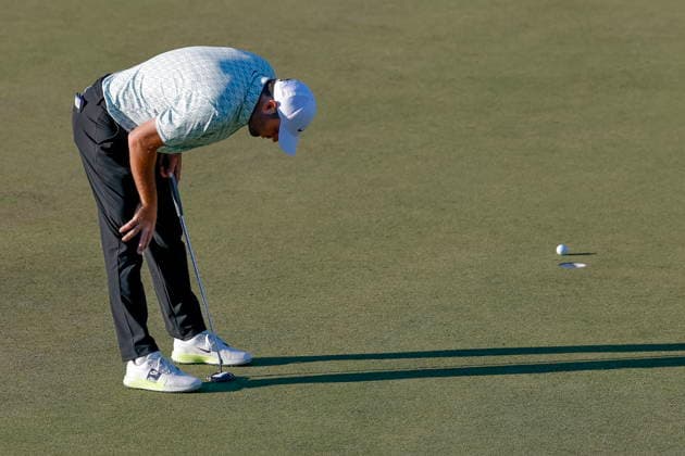 2026 Masters Tournament - Round 1 Scottie Scheffler of the USA reacts after missing a birdie putt on the 15th hole during the first round of the 2026 Masters Tournament at the Augusta National Golf Club in Augusta, Georgia, USA, 09 April 2026. AUGUSTA GEORGIA United States  Copyright: xERIKxS.xLESSERx