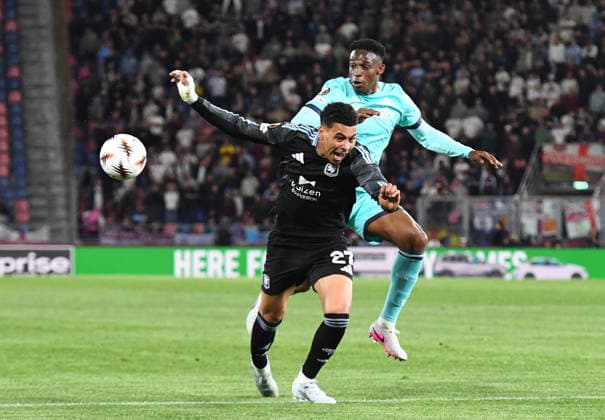 Bologna v Aston Villa, UEFA Europa League, Quarter Final, Football, Renato dall Ara, Bologna, ITA - 09 Apr 2026 Morgan Rogers of Aston Villa is challenged Bologna Renato dall Ara Bologna ITA, UK NEWSPAPERS OUT Copyright: xMarkxEnfieldx