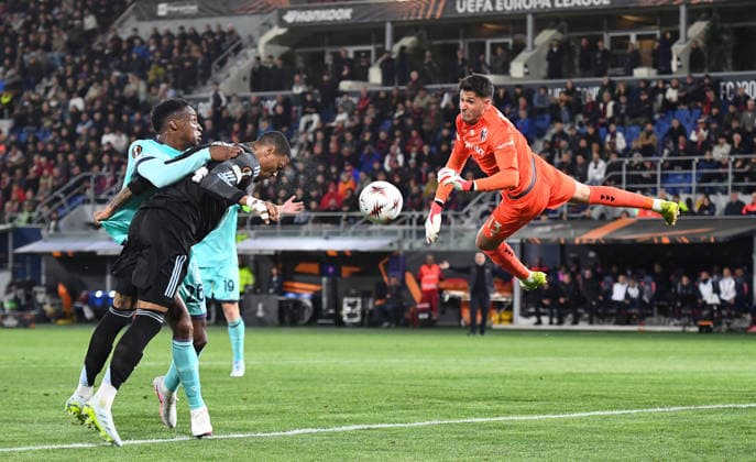 Bologna v Aston Villa, UEFA Europa League, Quarter Final, Football, Renato dall Ara, Bologna, ITA - 09 Apr 2026 Ezri Konsa of Aston Villa scores his teams first goal making the score 0-1 Bologna Renato dall Ara Bologna ITA, UK NEWSPAPERS OUT Copyright: xMarkxEnfieldx