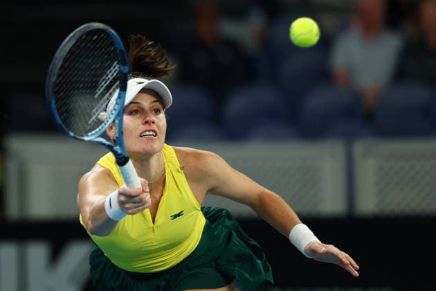 BILLIE JEAN CUP TENNIS, Kimberly Birrell of Australia plays a forehand against Harriet Dart of Britain during the Billie Jean King Cup qualifier match between Australia and Britain at John Cain Arena in Melbourne, Friday, April 10, 2026. ( NO ARCHIVING, EDITORIAL USE ONLY MELBOURNE VICTORIA AUSTRALIA  Copyright: xMORGANxHANCOCKx 20260410127985195091