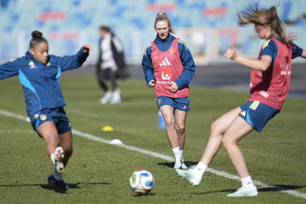 GOTHENBURG, SWEDEN 20260410 Rebecka Blomqvist when the women s national football team trains at Ullevi in connection with the gathering in Gothenburg for the World Cup qualifiers. GÖTEBORG SWEDEN x9200x *** GOTHENBURG, SWEDEN 20260410 Rebecka Blomqvist when the women s national football team trains at Ullevi in connection with the gathering in Gothenburg for the World Cup qualifiers GÖTEBORG SWEDEN x9200x  Copyright: xBjörnxLarssonxRosvall TTx TRÄNING DAMLANDSLAGET FOTBOLL