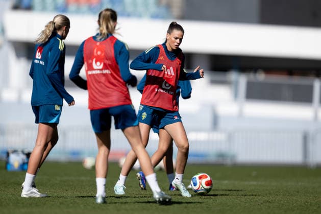 260410 Bella Andersson at a training session with the women s national football team of Sweden on April 10, 2026 in Göteborg. Photo: Daniel Stiller BILDBYRAN kod DS DS0571 fotboll football soccer fotball sverige sweden dam bbeng *** 260410 Bella Andersson at a training session with the women s national football team of Sweden on April 10, 2026 in Göteborg Photo Daniel Stiller BILDBYRAN kod DS DS0571 fotboll football soccer fotball sverige sweden dam bbeng  Copyright: DANIELxSTILLER BB260410DS002
