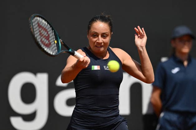TENNIS - Internazionali di Tennis - BJK Cup Qualifiers - Italy vs Japan Elisabetta Cocciaretto of Italy against Moyuka Uchijima of Japan during the Billie Jean King Cup by Gainbridge Qualifiers 2026, match between Italy and Japan at ASD Colle degli Dei on April 10, 2026 in Velletri, Italy. Velletri Italy  Copyright: xIPAxSport ABACAx