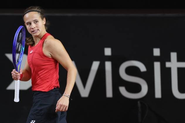 Belgian Hanne Vandewinkel pictured in action during the first game between Belgian Vandewinkel WTA, Tennis Damen 94) and US Jovic (WTA 16) on the first day of tennis matches between Belgium and USA, in the qualifiers of the Billie Jean King Cup tennis, in Oostende, Belgium, on Friday 10 April 2026. The meeting takes place on 10 and 11th April. PHOTO BENOITxDOPPAGNE  x170401318x