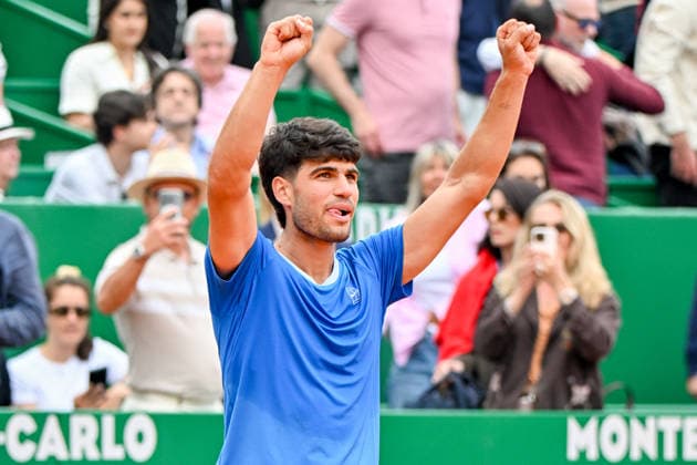 Carlos Alcaraz bat Alexander Bublik (6-3, 6-0) lors de la sixième journée du Rolex Monte-Carlo Masters au Monte-Carlo Country Club de Monaco, le 10 avril 2026. Bruno Bebert Bestimage Carlos Alcaraz of Spain celebrates after victory against Alexander Bublik of Kazakhstan in the Men s Singles Quarter Final match on day six of the Rolex Monte-Carlo Masters at Monte-Carlo Country Club on April 10, 2026 in Monte-Carlo, Monaco. Monte-Carlo Monaco  Copyright: xBrunoxBebertx xBestimagexBrunoxBebertx xBestimagex