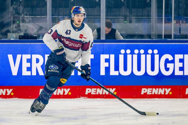 Phillip Sinn (EHC Red Bull Muenchen, 43) beim Warmup GER, EHC Red Bull Muenchen vs. Adler Mannheim, Eishockey, DEL, Playoffs, Halbfinale Spiel 2, Saison 2025 2026, 10.04.2026. GER, EHC Red Bull Muenchen vs. Adler Mannheim, Eishockey, DEL, Playoffs, Halbfinale Spiel 2, Saison 2025 2026, 10.04.2026. Muenchen *** Phillip Sinn EHC Red Bull Muenchen, 43 at Warmup GER, EHC Red Bull Muenchen vs Adler Mannheim, Ice Hockey, DEL, Playoffs, Semifinal Game 2, Season 2025 2026, 10 04 2026 GER, EHC Red Bull Muenchen vs Adler Mannheim, Ice Hockey, DEL, Playoffs, Semifinal Game 2, Season 2025 2026, 10 04 2026 Muenchen Copyright: xEibner-Pressefoto HeikexFeinerx EP_HFR