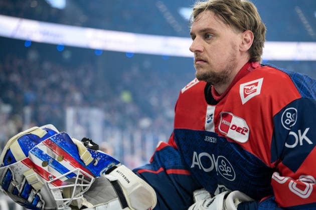 Eishockey, DEL, 20260410, EHC Red Bull München - Adler Mannheim. Im Bild Johan Christer MATTSSON (Mannheim, 33). München SAP Garden Bayern Deutschland *** Ice Hockey, DEL, 20260410, EHC Red Bull Munich Adler Mannheim In the picture Johan Christer MATTSSON Mannheim, 33 Munich SAP Garden Bayern Germany Copyright: Passion2Press MarkusxFischerx