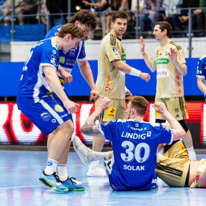 10 04 2026, GER, Handball, Men, Season 25 26, Daikin 1 Bl, 28 Matchday, ThSV Eisenach TSV Hannover Burgdorf Felix Aellen ThSV Eisenach,22 , Dominik Solak ThSV Eisenach,30 99817 Eisenach Werner Assmann Halle Am Sportp Thueringen Germany