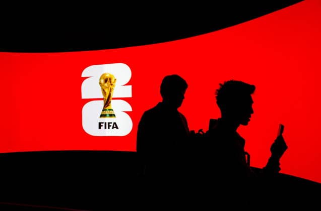 April 10, 2026, Vancouver, Bc, CANADA: People are silhouetted against a video screen during the launch of the FIFA World Cup, WM, Weltmeisterschaft, Fussball trophy tour, in Vancouver, on Friday, April 10, 2026. Canada News - April 10, 2026  - ZUMAc35_ 20260410_zaf_c35_019 Copyright: xDarrylxDyckx